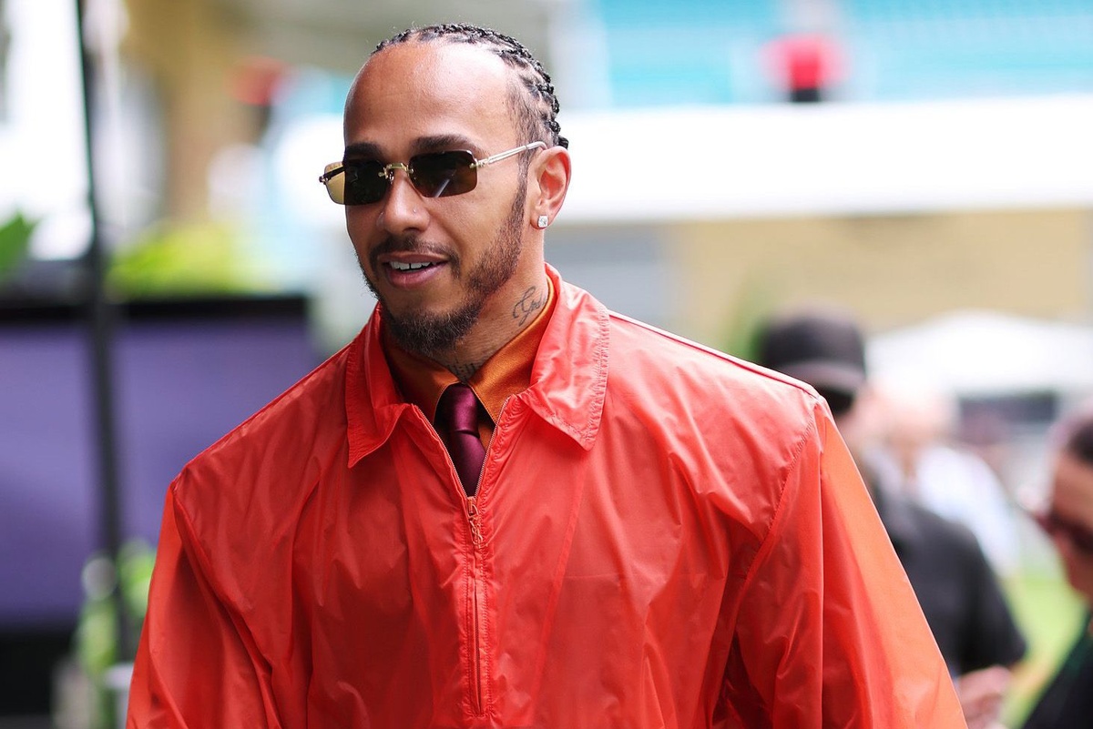 Hamilton: “Takımla gerçekten mutlu olduğum bir noktadayım”