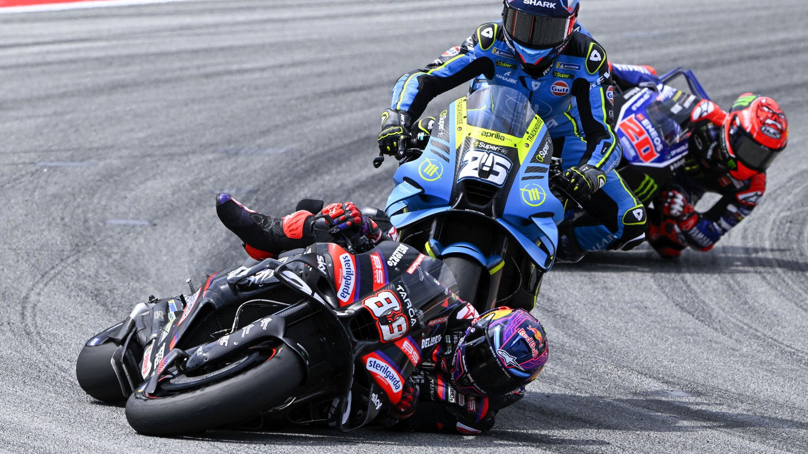 Jorge Martin apologises to Aprilia after angry Catalunya MotoGP pit reaction