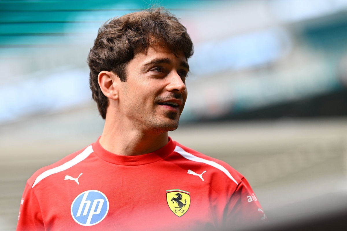 Miami Yarış 1. antrenman: Leclerc lider, güçlü temposuyla Verstappen 2., Piastri 3. pozisyonda