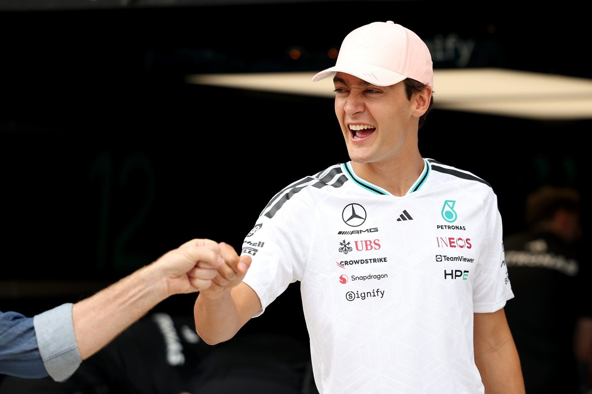 Russell: “Yeni motor kuralı Mercedes’i zayıflatmayacak”