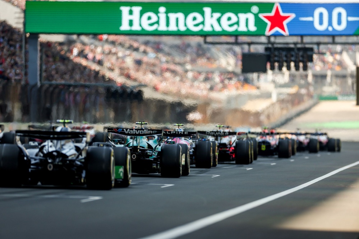 İddia: F1, renk değiştiren arka ışık sistemine geçebilir İddia: F1, renk değiştiren arka ışık sistemine geçebilir
