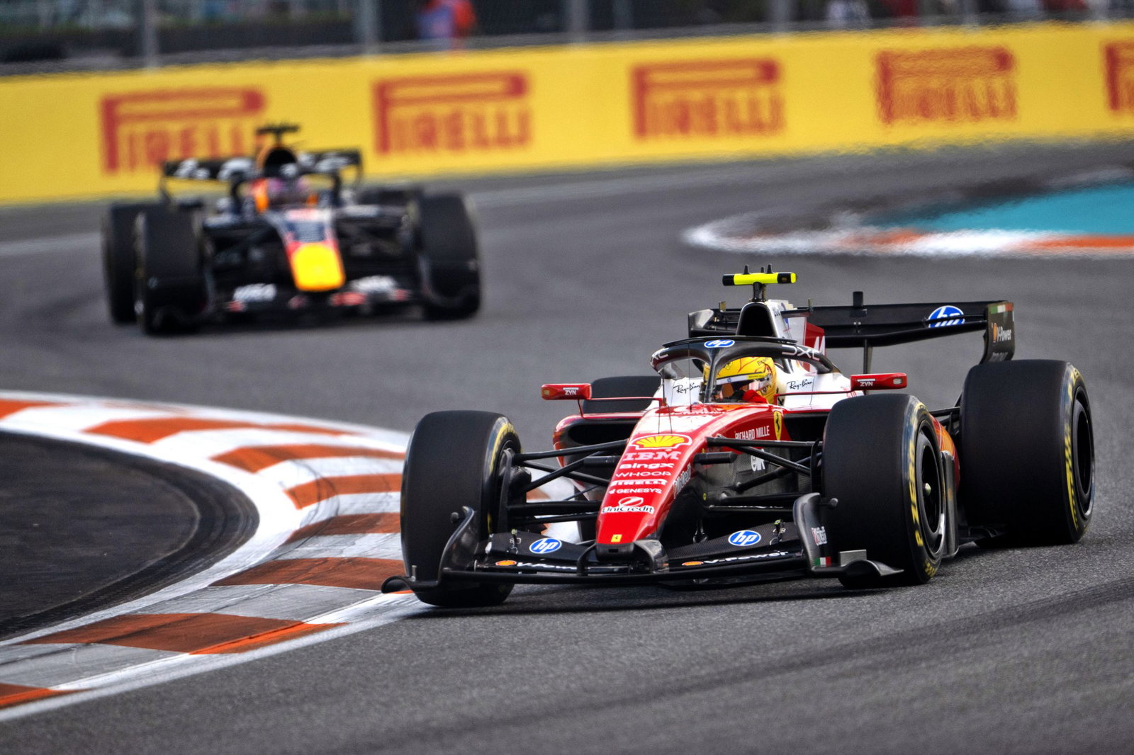 Lewis Hamilton suspects F1 rivals are gaining from a trick Ferrari has missed