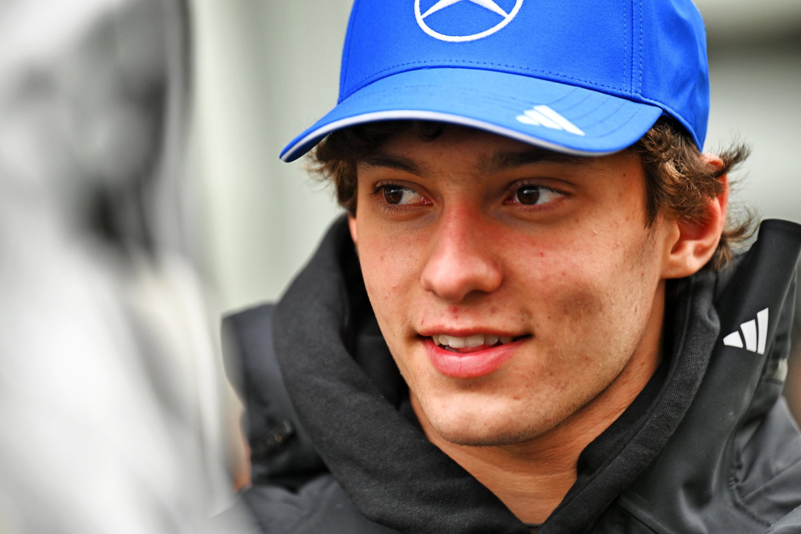 “On the edge” – Kimi Antonelli’s verdict on frantic F1 battle with George Russell “On the edge” – Kimi Antonelli’s verdict on frantic F1 battle with George Russell