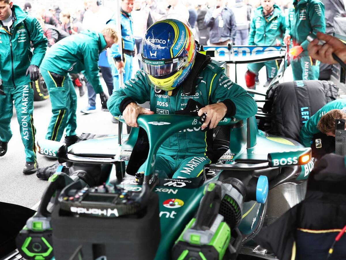 Falsche Sitzposition: Deshalb musste Alonso in Kanada aufgeben Falsche Sitzposition: Deshalb musste Alonso in Kanada aufgeben