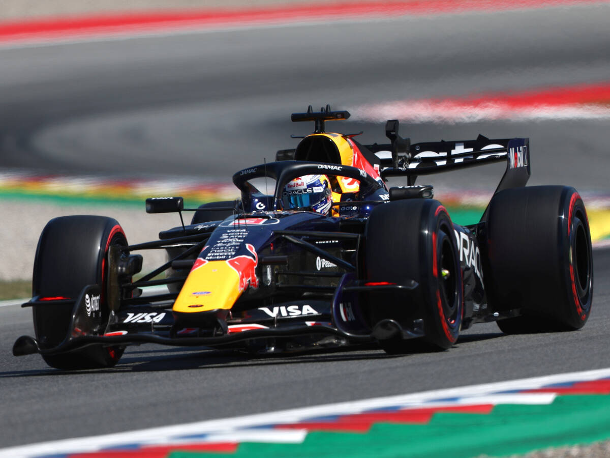 Red Bull halbiert Rückstand auf Mercedes: Verstappen bleibt skeptisch Red Bull halbiert Rückstand auf Mercedes: Verstappen bleibt skeptisch