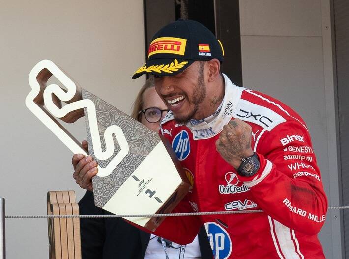 “Oldschool-Fahrstil”: Profitiert Lewis Hamilton von den neuen Formula 1-Regeln? “Oldschool-Fahrstil”: Profitiert Lewis Hamilton von den neuen Formula 1-Regeln?