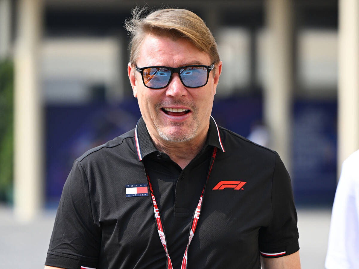McLaren ehrt Mika Häkkinen mit Bronzestatue zum 1000. Grand Prix McLaren ehrt Mika Häkkinen mit Bronzestatue zum 1000. Grand Prix