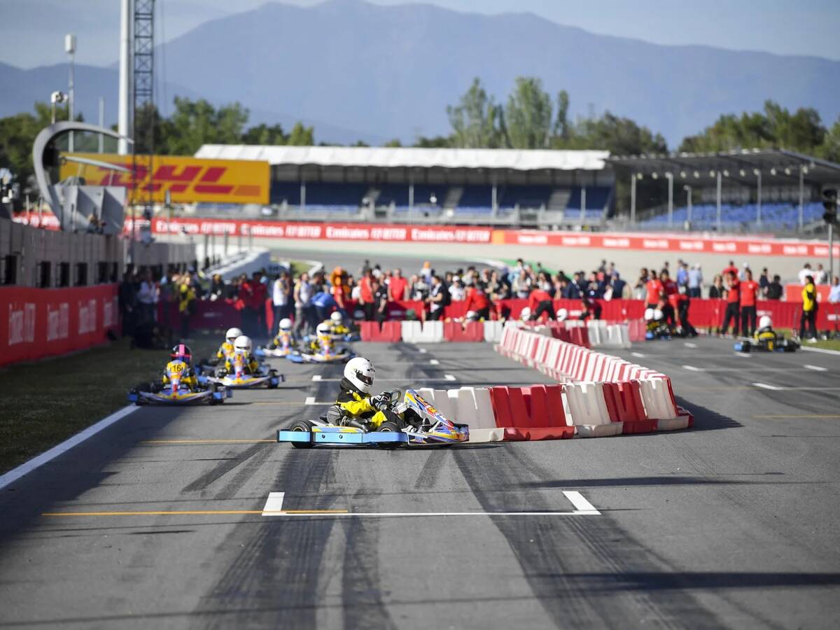 Lewis Hamilton und Max Verstappen kritisieren explodierende Kart-Kosten Lewis Hamilton und Max Verstappen kritisieren explodierende Kart-Kosten