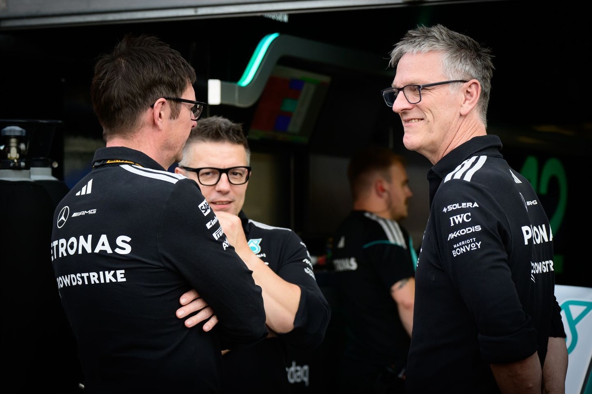 Allison: “Gerçekten yarışçı kayırdığımızı düşünüyorsanız, bir Formula 1 takımında çalışmanız gerekir” Allison: “Gerçekten yarışçı kayırdığımızı düşünüyorsanız, bir Formula 1 takımında çalışmanız gerekir”