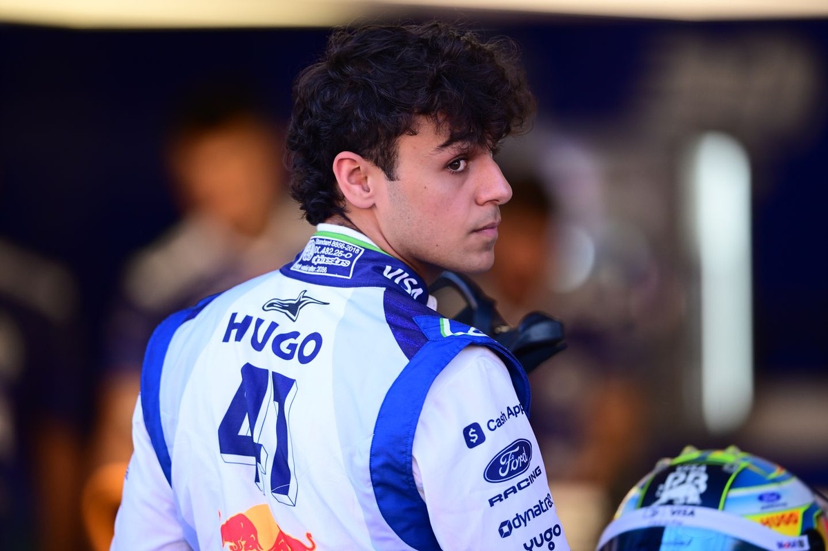 Anderson: “Lindblad, yeni Verstappen olma yolunda ilerliyor” Anderson: “Lindblad, yeni Verstappen olma yolunda ilerliyor”