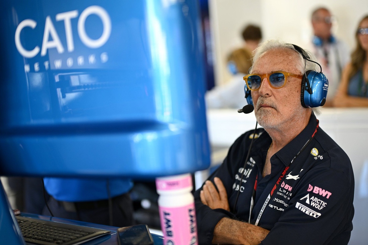 Briatore, 2027 kadrosuyla ilgili: “Pilot, ancak aracımız rekabetçi olduğunda fark yaratabilir” Briatore, 2027 kadrosuyla ilgili: “Pilot, ancak aracımız rekabetçi olduğunda fark yaratabilir”