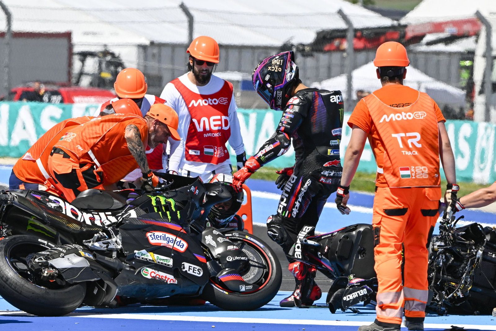 ‘It looks stupid’ – Aprilia boss critical of Jorge Martin after turn one MotoGP pile-up ‘It looks stupid’ – Aprilia boss critical of Jorge Martin after turn one MotoGP pile-up