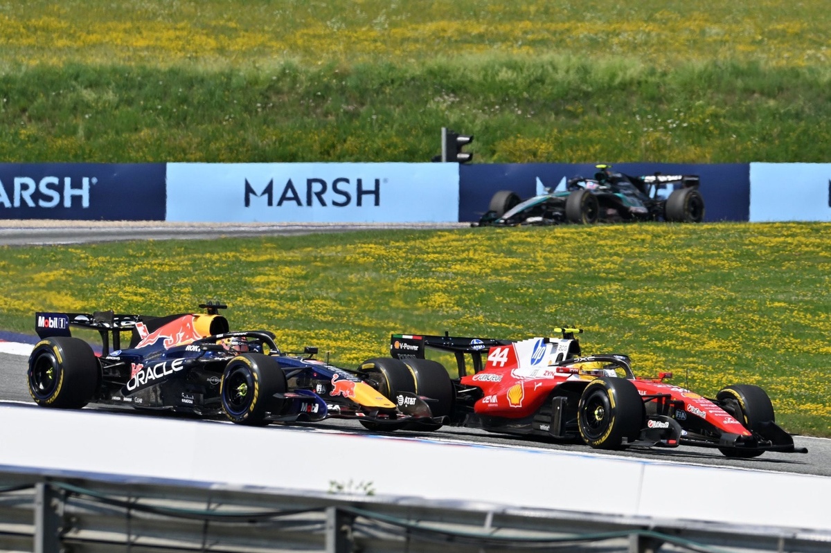 Hamilton, Verstappen ile mücadelesi hakkında: “Bir şampiyonu dışarıdan geçmeyi bekleyemezsiniz”
