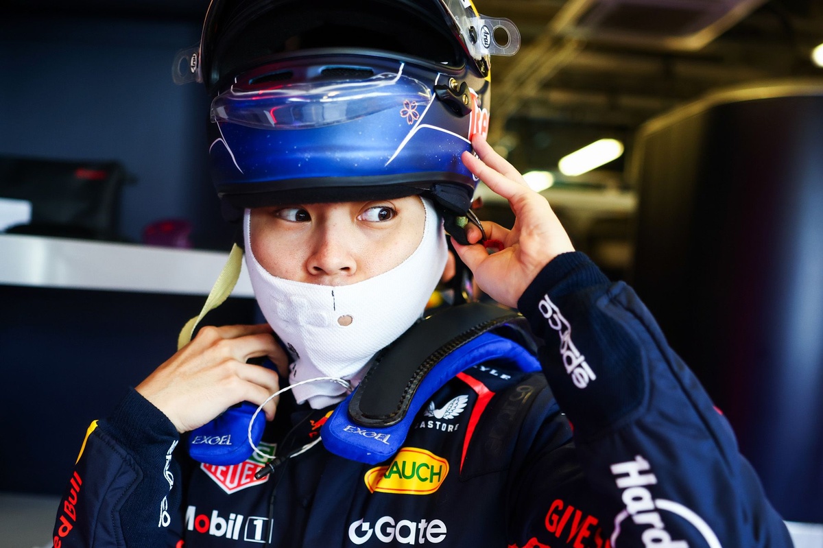 Iwasa, Barselona GP’nin ilk antrenman seansında Red Bull direksiyonuna geçecek Iwasa, Barselona GP’nin ilk antrenman seansında Red Bull direksiyonuna geçecek