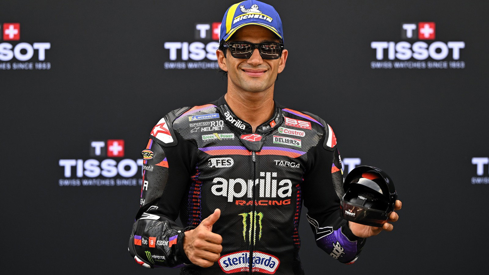 Jorge Martin celebrates “emotional” Aprilia MotoGP pole, escapes yellow flag infringement