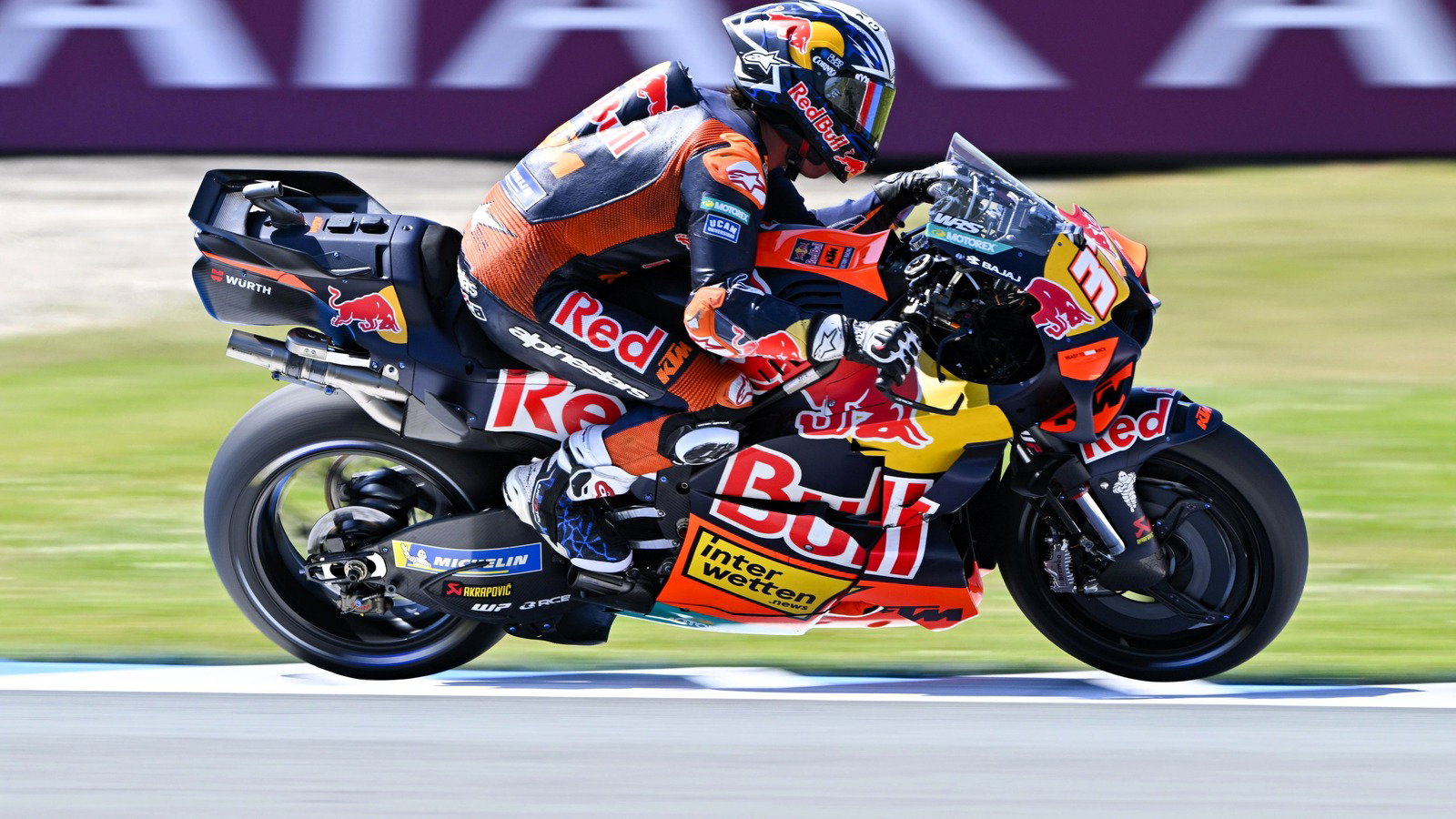 Pedro Acosta: KTM technical issues? A rider “has to believe”