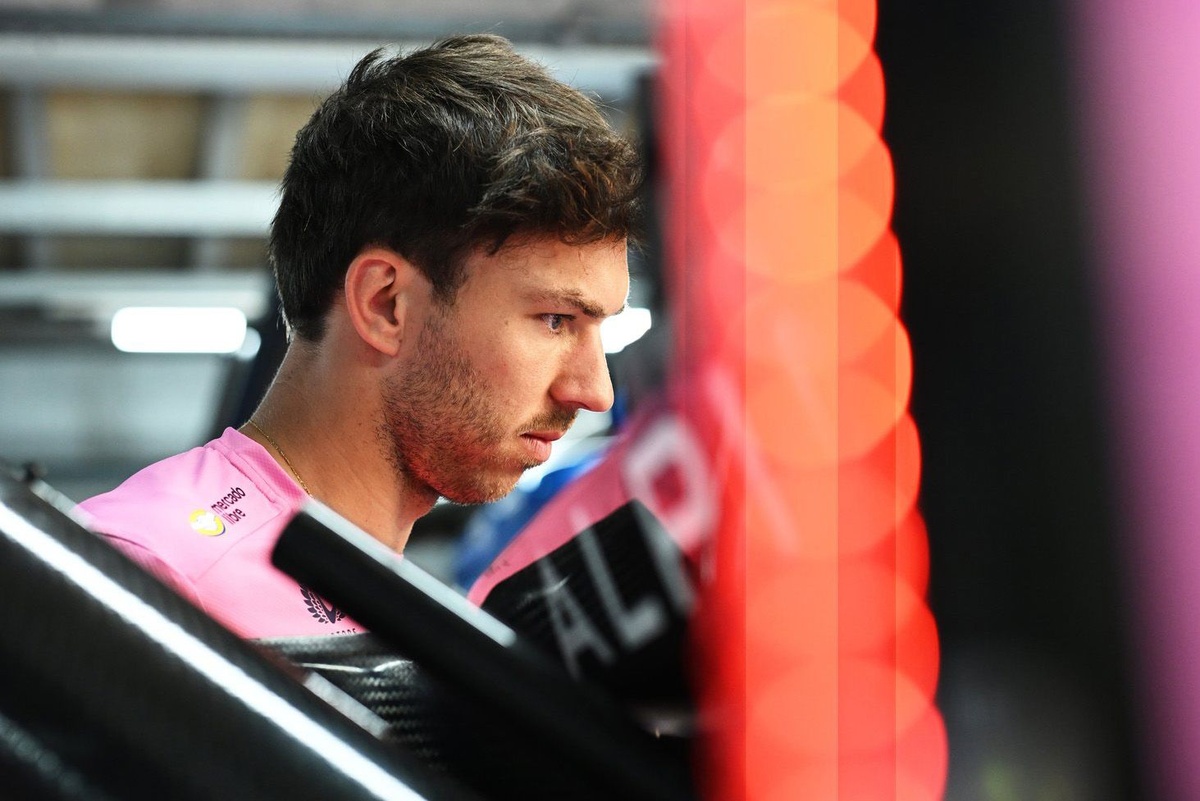 Gasly: “Yıllardır hayal ettiğim şey elimden alındı” Gasly: “Yıllardır hayal ettiğim şey elimden alındı”