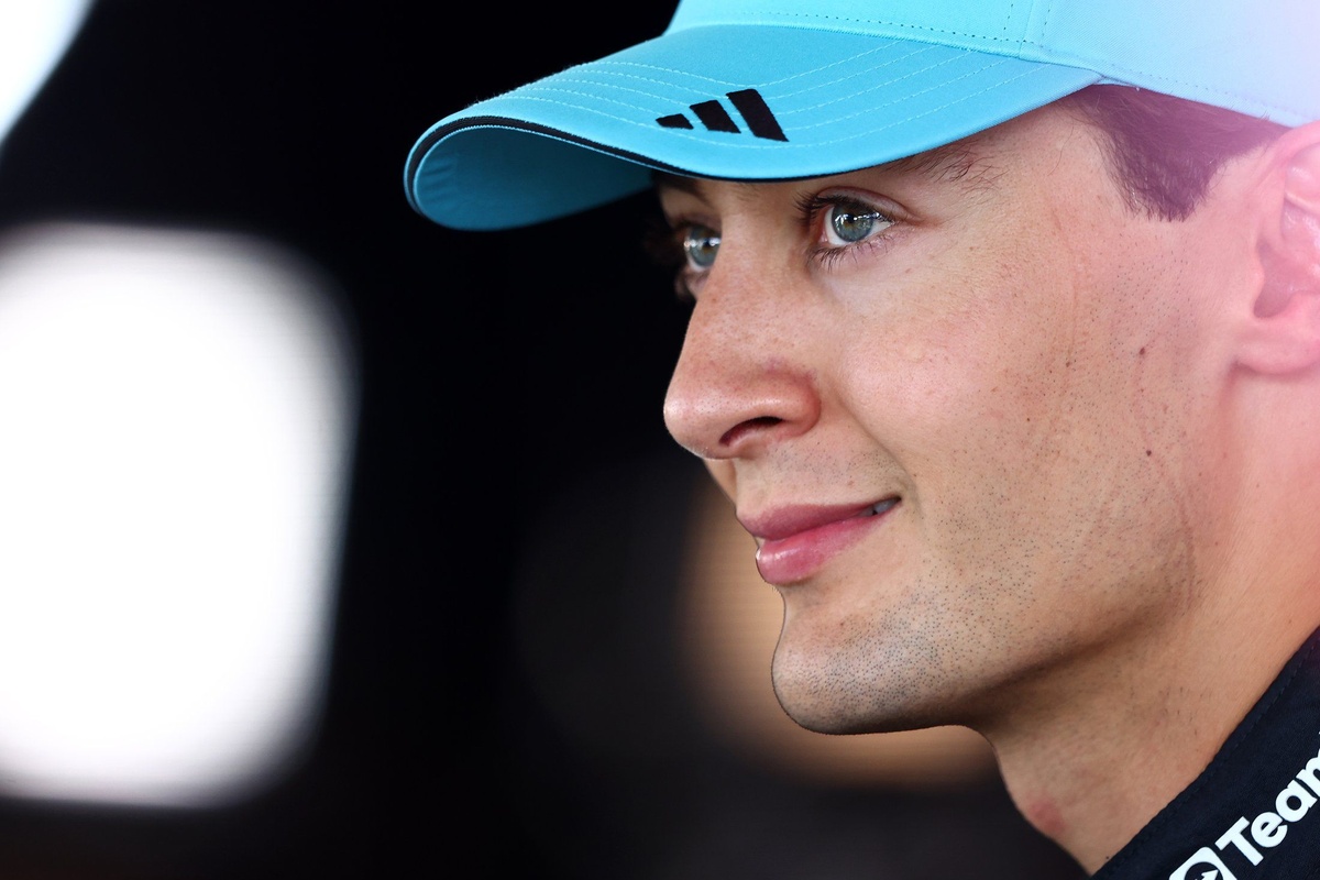 Rosberg: “Mercedes, Russell’ı ‘fazla koruduğu için’ galibiyeti kaçırdı” Rosberg: “Mercedes, Russell’ı ‘fazla koruduğu için’ galibiyeti kaçırdı”