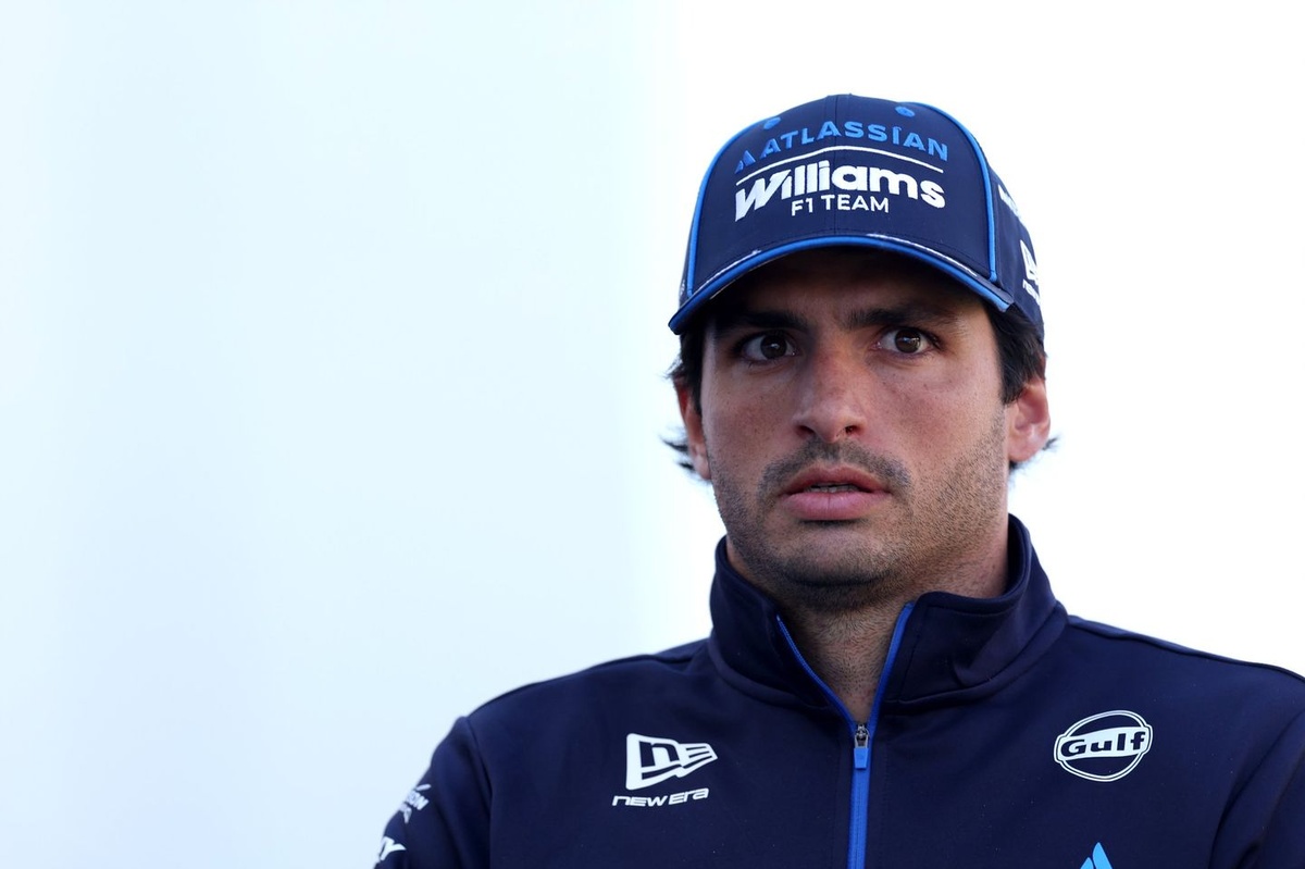 Sainz: “Barselona’da zor bir hafta sonu geçireceğiz” Sainz: “Barselona’da zor bir hafta sonu geçireceğiz”