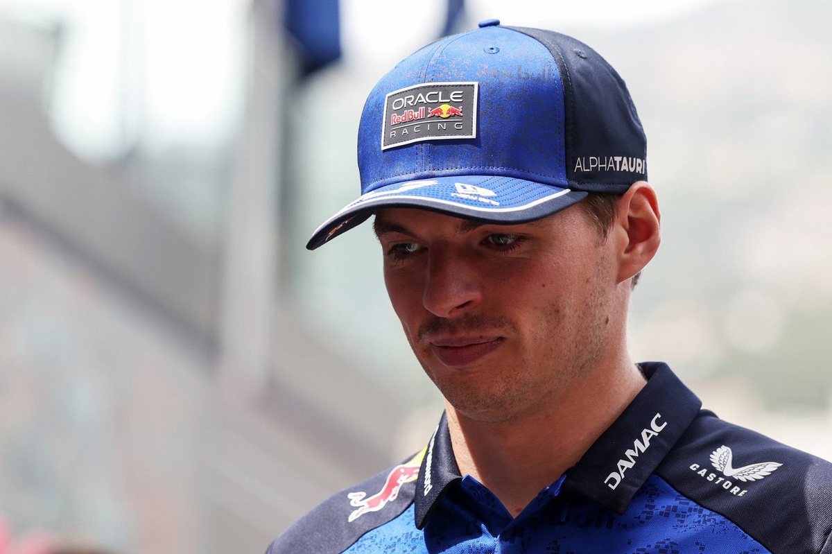 Verstappen: “Barselona’da yarım kalmış bir hesabımız var”
