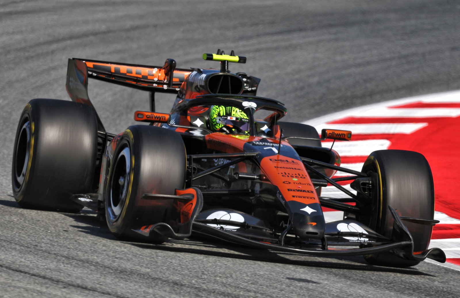 Lando Norris pips George Russell as McLaren strikes back in second Barcelona F1 practice