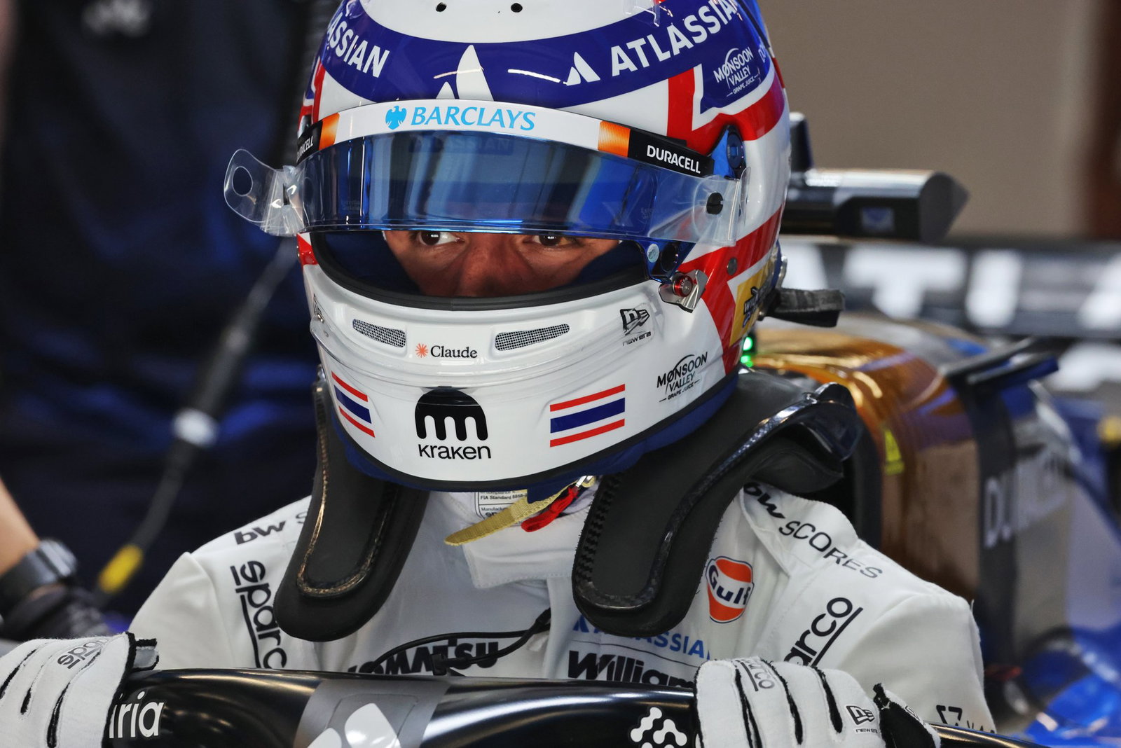 Alex Albon’s Barcelona F1 struggles “a head scratcher” with “strange car” Alex Albon’s Barcelona F1 struggles “a head scratcher” with “strange car”
