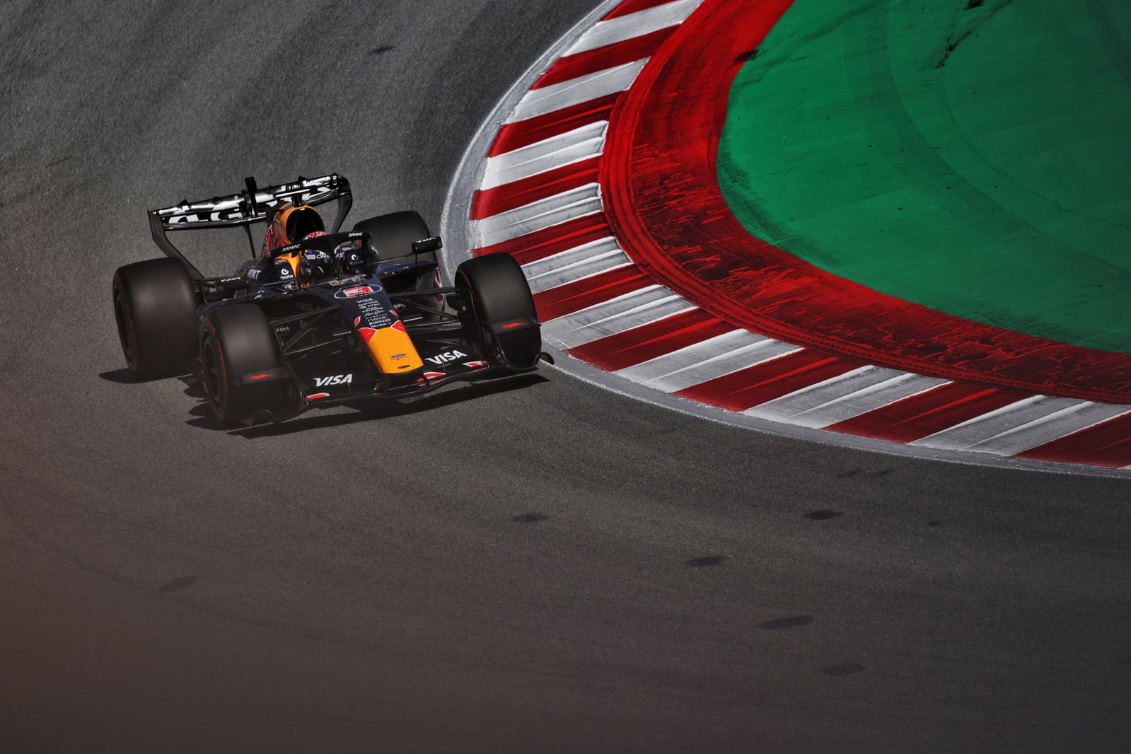 How “sensitive” Red Bull surprised Max Verstappen in F1 Barcelona-Catalunya GP qualifying How “sensitive” Red Bull surprised Max Verstappen in F1 Barcelona-Catalunya GP qualifying