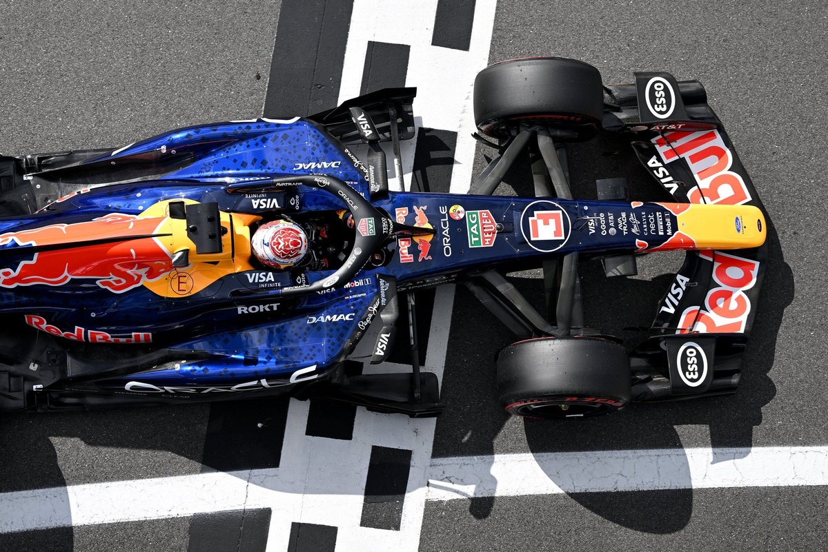 2026 Belçika Yarış 1. antrenman seansı: En hızlı isim Verstappen oldu Ferrari, Hamilton önderliğinde 2-3 2026 Belçika Yarış 1. antrenman seansı: En hızlı isim Verstappen oldu Ferrari, Hamilton önderliğinde 2-3