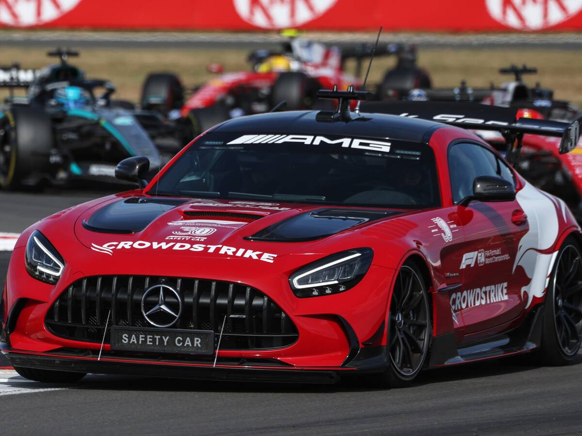 Verwirrung in Silverstone: Darum kam das Safety-Car doch nicht rein Verwirrung in Silverstone: Darum kam das Safety-Car doch nicht rein