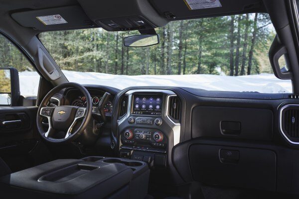 Chevrolet – Silverado 3500 HD – 6.6 V8 (401 bg) 4WD SRW Automatic – Teknik Özellikler Chevrolet – Silverado 3500 HD – 6.6 V8 (401 bg) 4WD SRW Automatic – Teknik Özellikler