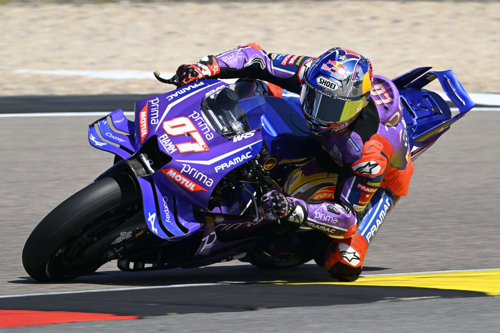 “Pure magic” – Toprak Razgatlioglu’s MotoGP riding style explained “Pure magic” – Toprak Razgatlioglu’s MotoGP riding style explained