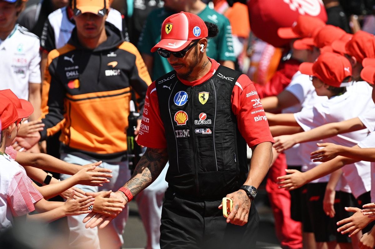 Hamilton: “Son pit stopu yapmamalıydık” Hamilton: “Son pit stopu yapmamalıydık”