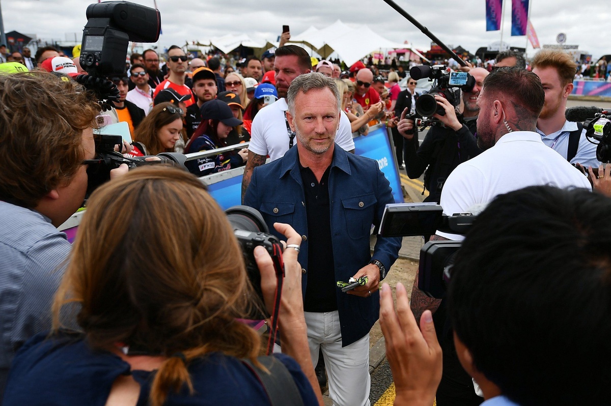 Horner: “Sanırım şu ana kadar griddeki her takımla adım anıldı”