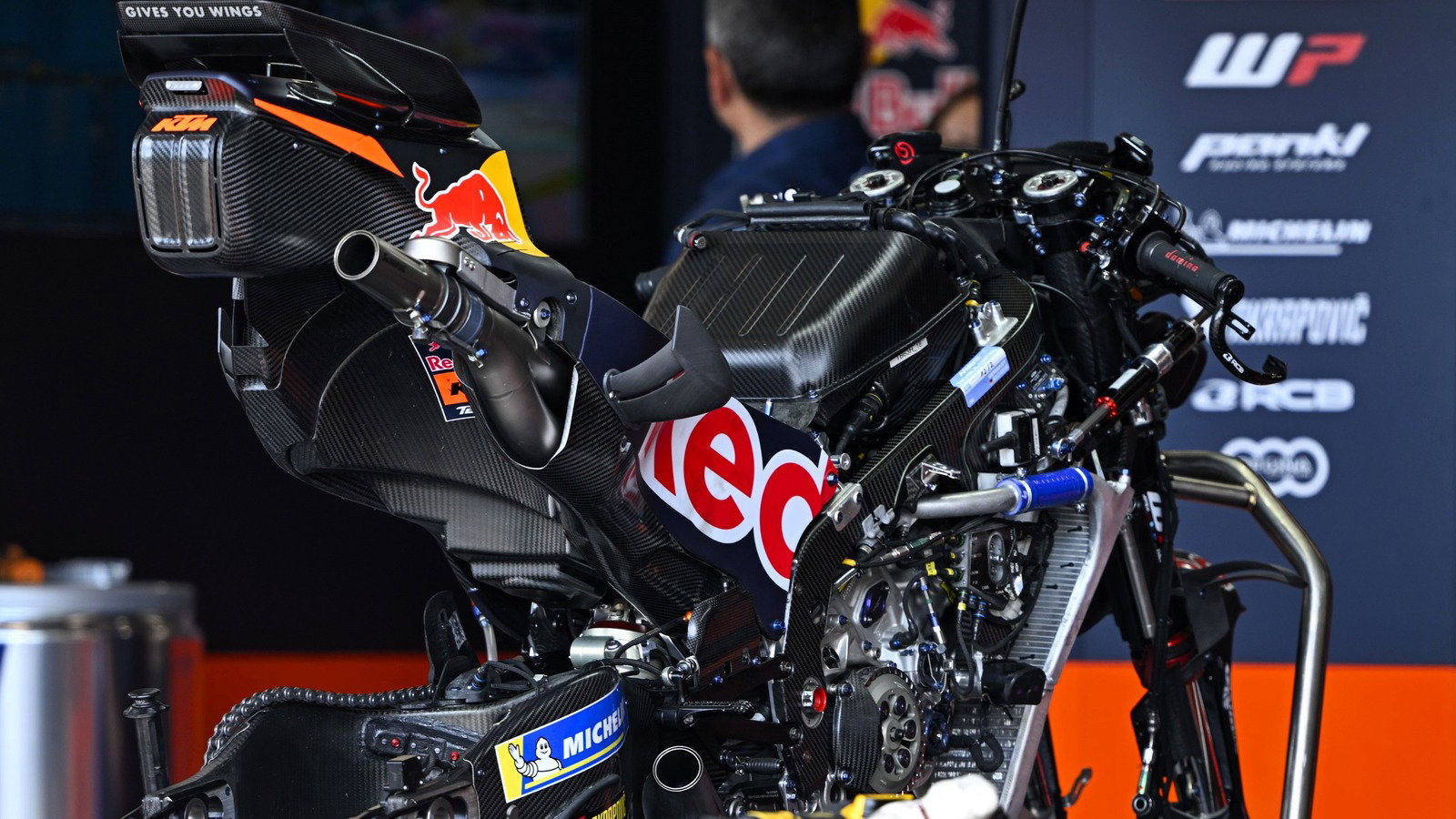 KTM pinpoints issue behind MotoGP engine reliability woes