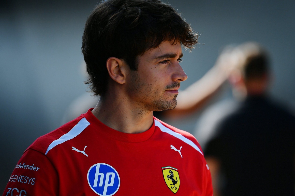 Leclerc: “Hamilton’ın aksine aracın %100 potansiyeline ulaşamıyorum”