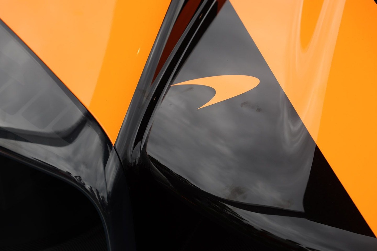 McLaren, Hypercar programında önemli eşiği geçti: Dynisma simülatörü kuruldu McLaren, Hypercar programında önemli eşiği geçti: Dynisma simülatörü kuruldu