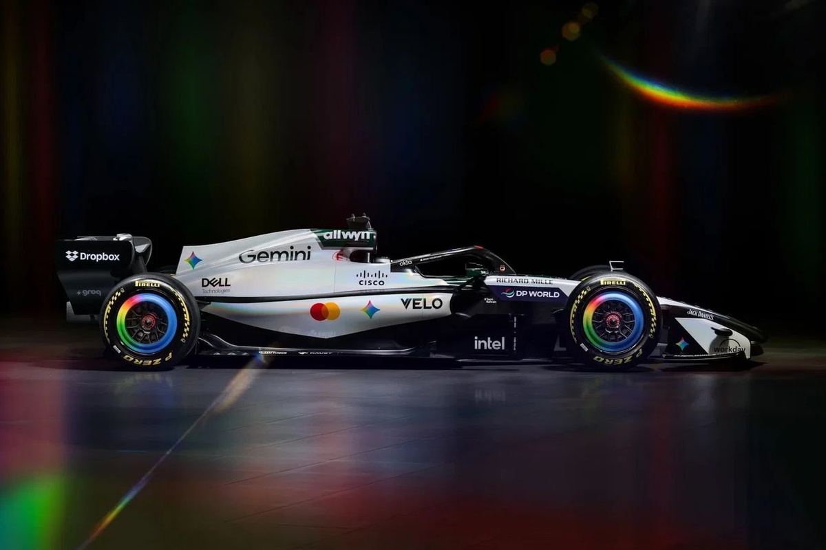 McLaren, Silverstone için M2B’den ilham alan özel tasarımını tanıttı McLaren, Silverstone için M2B’den ilham alan özel tasarımını tanıttı