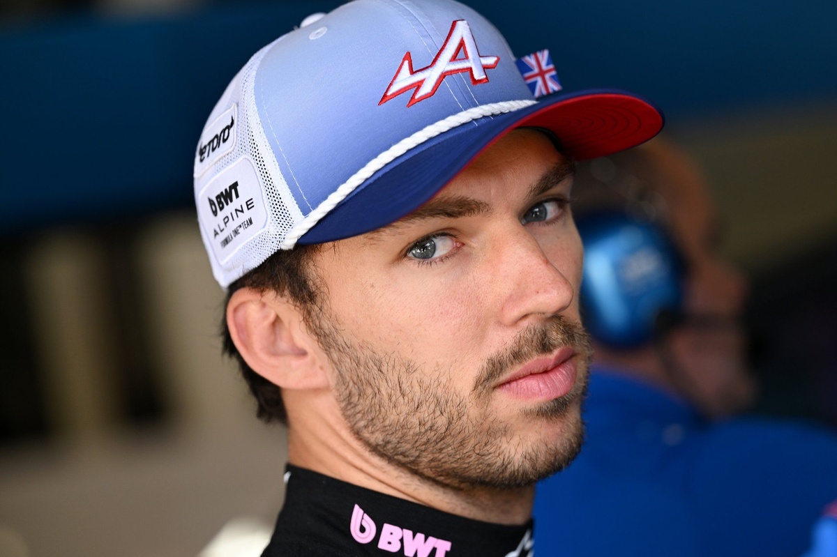 Resmi: Gasly, engelleme gerekçesiyle üç sıra grid cezası aldı Resmi: Gasly, engelleme gerekçesiyle üç sıra grid cezası aldı