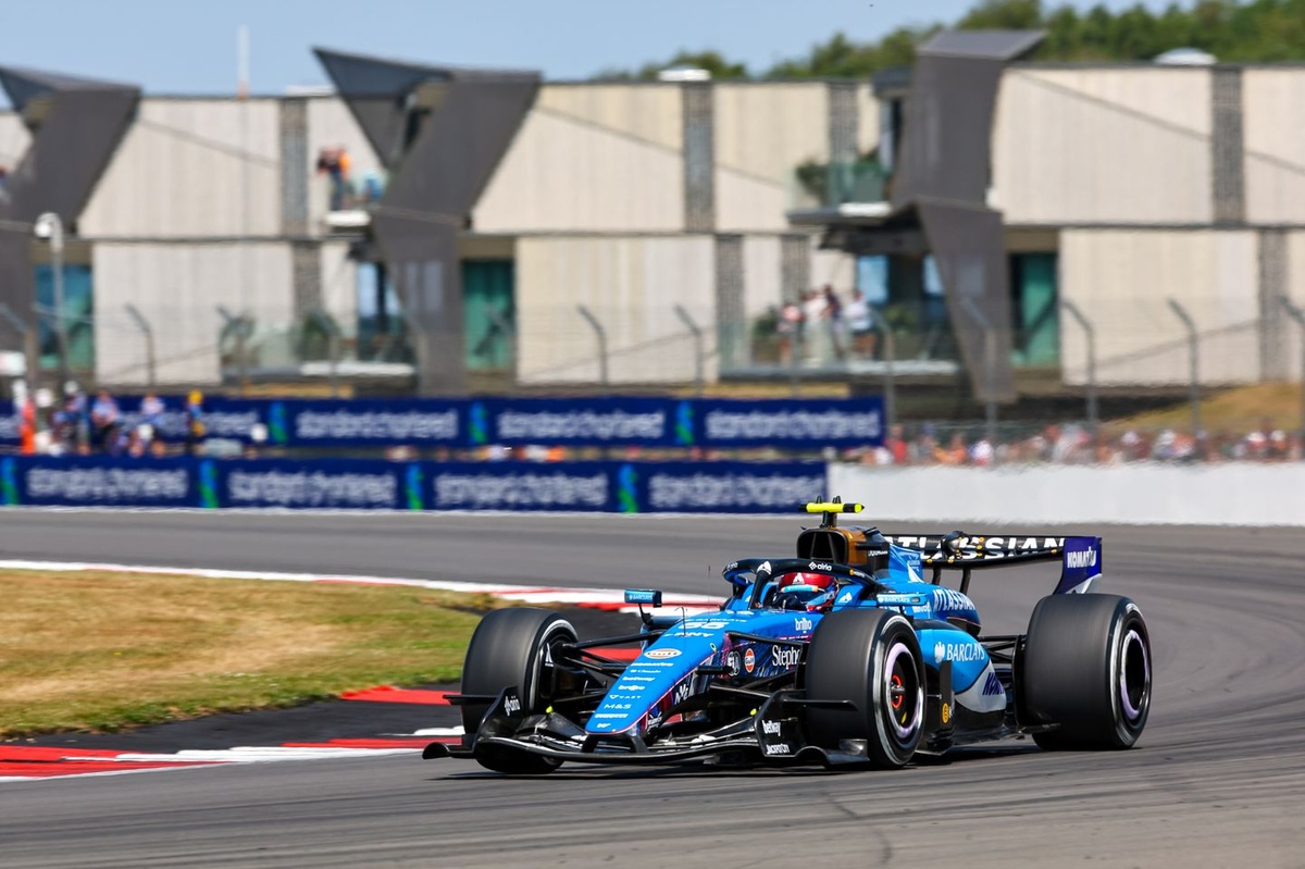 Sainz: “Silverstone, 2026 motor konsepti için şu ana kadarki en zorlu pist” Sainz: “Silverstone, 2026 motor konsepti için şu ana kadarki en zorlu pist”
