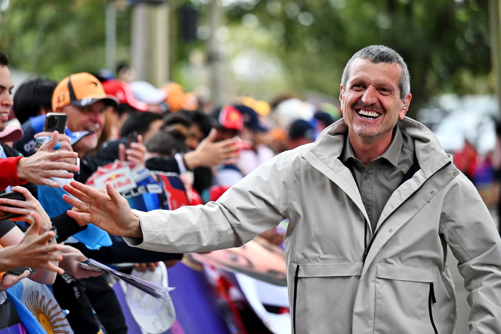 Guenther Steiner urges McLaren to ‘grow up’ and build its own F1 engine