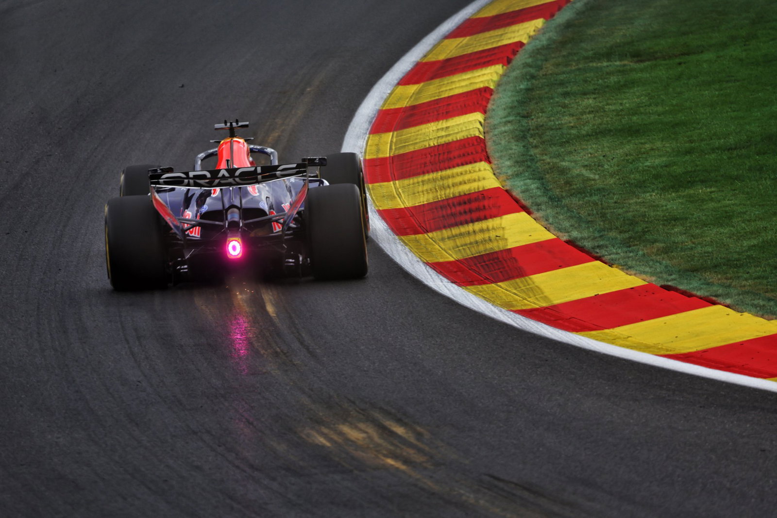 F1 Belgian GP LIVE: Antonelli tops FP2 after heavy crash for Gasly