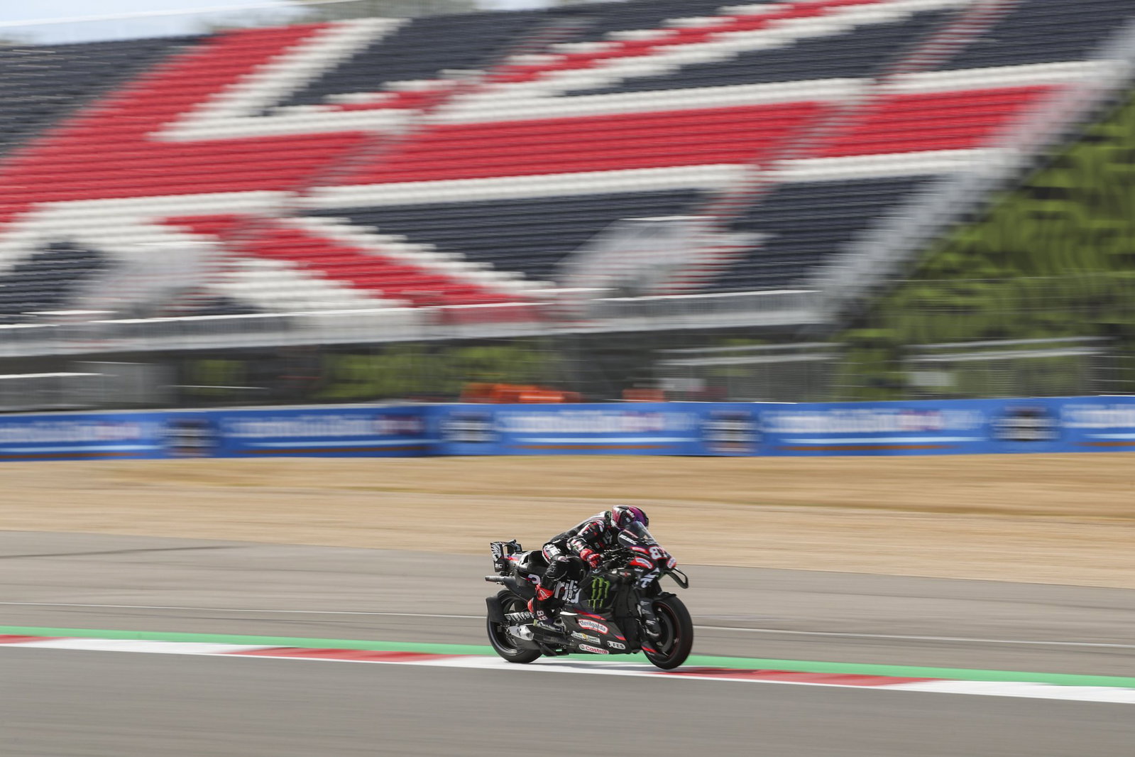Silverstone MotoGP LIVE: Updates from the Sprint as Jorge Martin starts from pole Silverstone MotoGP LIVE: Updates from the Sprint as Jorge Martin starts from pole