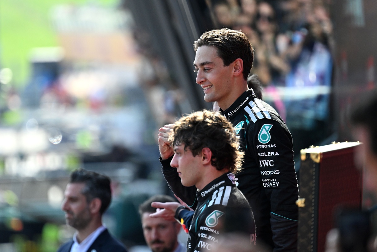 Mercedes: “Antonelli ve Russell arasında sağlıklı bir rekabet var” Mercedes: “Antonelli ve Russell arasında sağlıklı bir rekabet var”