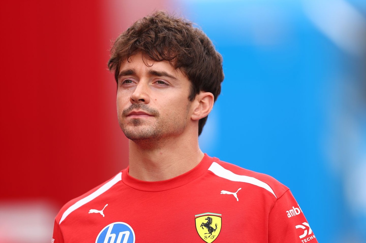Szafnauer’den Ferrari’ye çağrı: “Leclerc’i rahat bırakın”