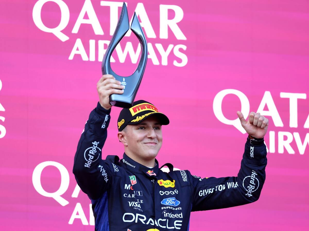 Nicht seine Pace: Das beeindruckte Red Bull bei Isack Hadjar in Baku am meisten Nicht seine Pace: Das beeindruckte Red Bull bei Isack Hadjar in Baku am meisten