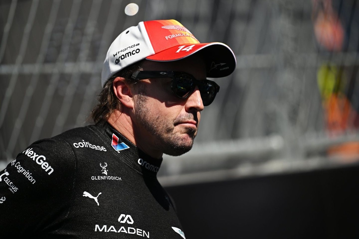 Alonso: “Sainz ile aramızdaki olay çok gereksizdi”