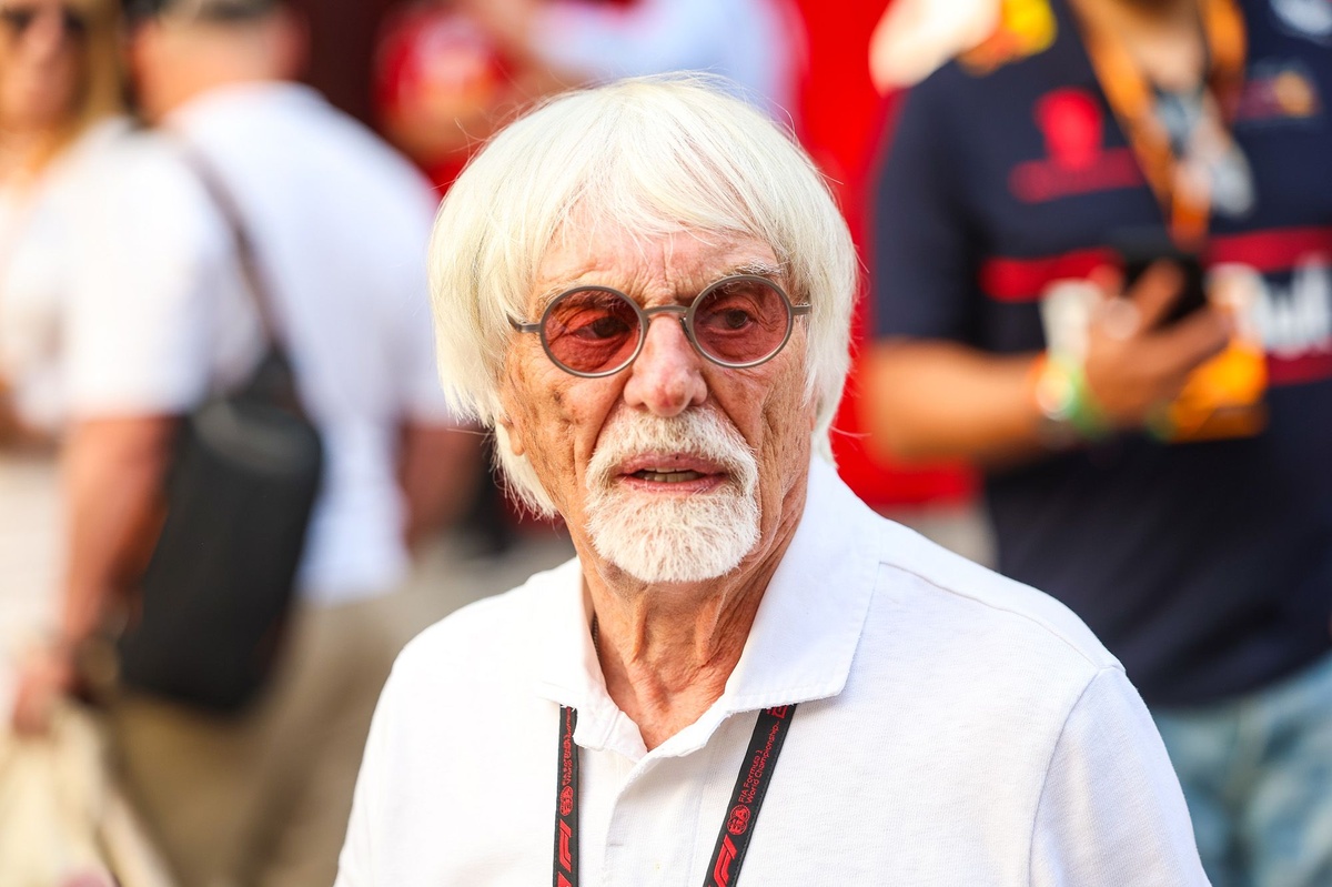 İddia: Eski Formula 1 patronu Ecclestone, Portekiz’de tüfek taşıdığı gerekçesiyle gözaltına alındı! İddia: Eski Formula 1 patronu Ecclestone, Portekiz’de tüfek taşıdığı gerekçesiyle gözaltına alındı!
