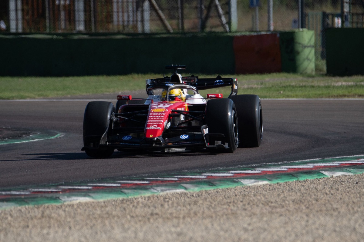 Ferrari ve Racing Bulls, Pirelli testi için Imola’da piste çıktı Ferrari ve Racing Bulls, Pirelli testi için Imola’da piste çıktı