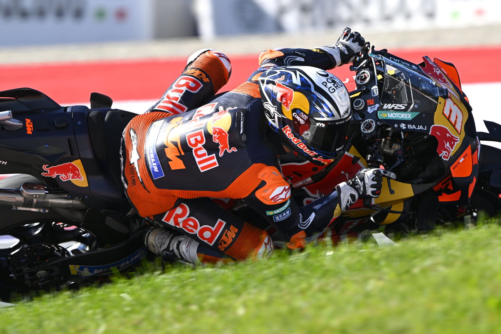Pedro Acosta fastest in red-flagged Austria MotoGP Practice Pedro Acosta fastest in red-flagged Austria MotoGP Practice