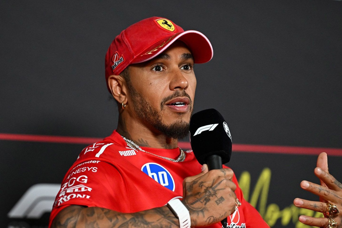 Hamilton: “Yarışa sert lastikle başlamamız gerekiyordu”